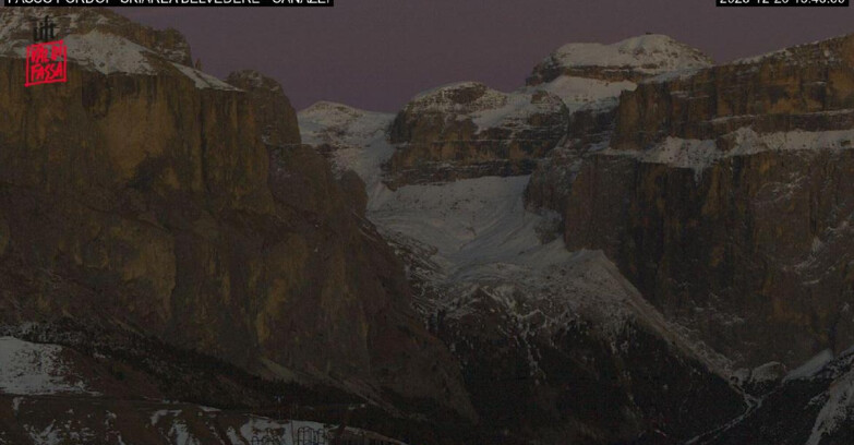 Webcam Campitello-Mazzin-Col Rodella  - Canazei - Belvedere - Skiarea Belvedere