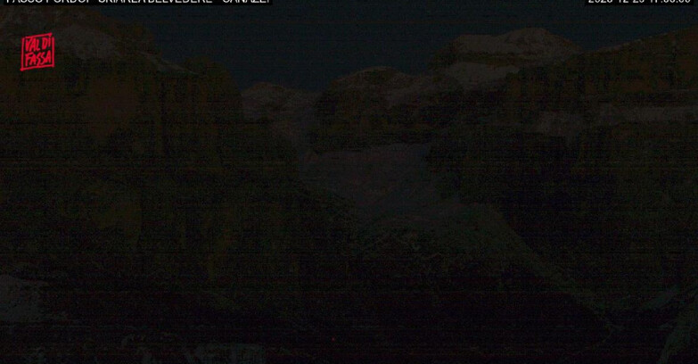 Webcam Campitello-Mazzin-Col Rodella - Canazei - Belvedere - Skiarea Belvedere