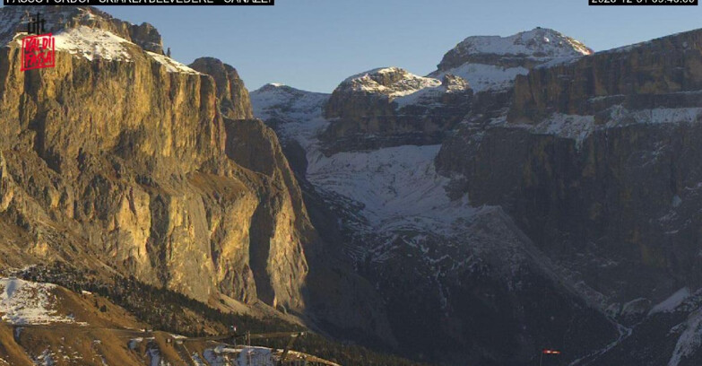 Webcam Campitello-Mazzin-Col Rodella - Canazei - Belvedere - Skiarea Belvedere