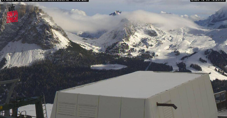 Webcam Campitello-Mazzin-Col Rodella - Canazei - Belvedere - Skiarea Belvedere