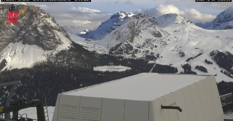 Webcam Campitello-Mazzin-Col Rodella - Canazei - Belvedere - Skiarea Belvedere
