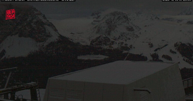 Webcam Campitello-Mazzin-Col Rodella  - Canazei - Belvedere - Skiarea Belvedere