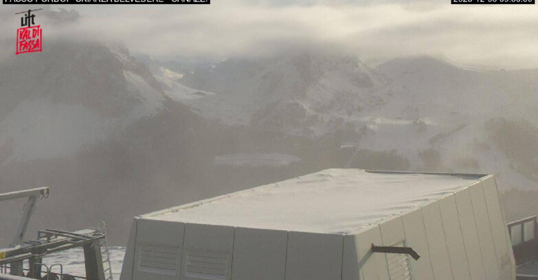 Webcam Campitello-Mazzin-Col Rodella - Canazei - Belvedere - Skiarea Belvedere