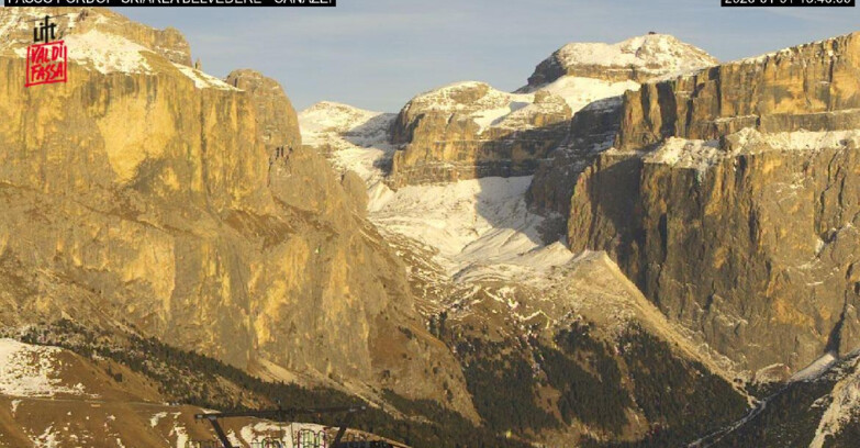 Webcam Кампителло-Маццин-Кол-Роделла  - Canazei - Belvedere - Skiarea Belvedere