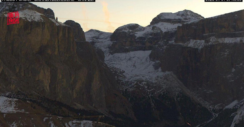 Webcam Campitello-Mazzin-Col Rodella - Canazei - Belvedere - Skiarea Belvedere