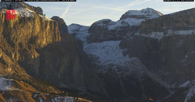 Webcam Campitello-Mazzin-Col Rodella - Canazei - Belvedere - Skiarea Belvedere