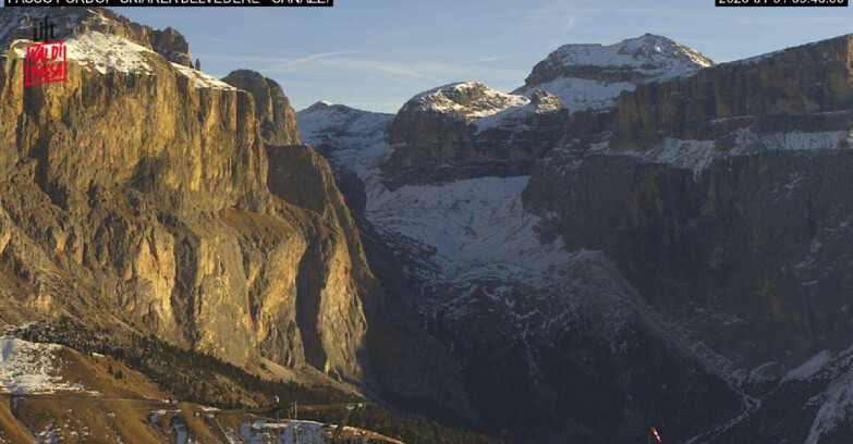 Webcam Campitello-Mazzin-Col Rodella - Canazei - Belvedere - Skiarea Belvedere