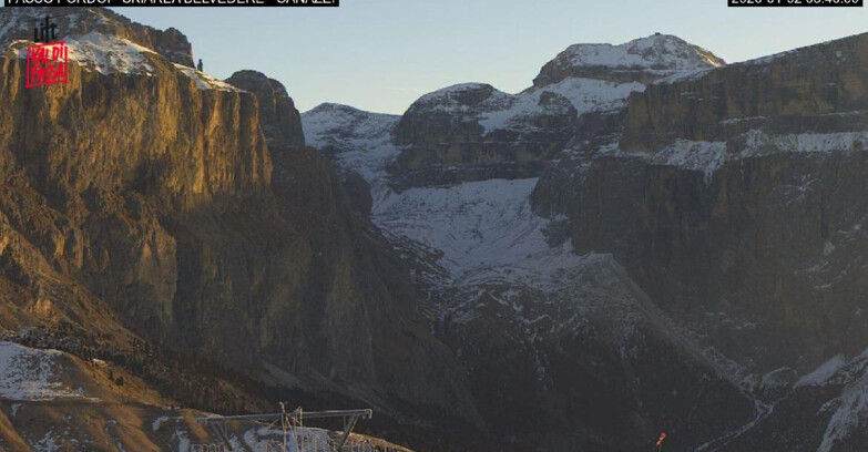 Webcam Campitello-Mazzin-Col Rodella - Canazei - Belvedere - Skiarea Belvedere