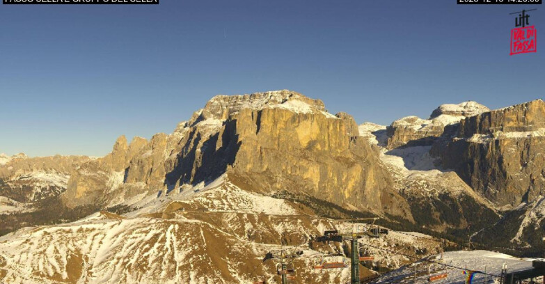 Webcam Campitello-Mazzin-Col Rodella - Canazei - Passo Pordoi - Sass Pordoi
