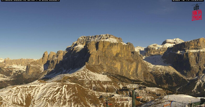 Webcam Campitello-Mazzin-Col Rodella  - Canazei - Passo Pordoi - Sass Pordoi