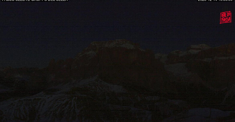 Webcam Campitello-Mazzin-Col Rodella  - Canazei - Passo Pordoi - Sass Pordoi