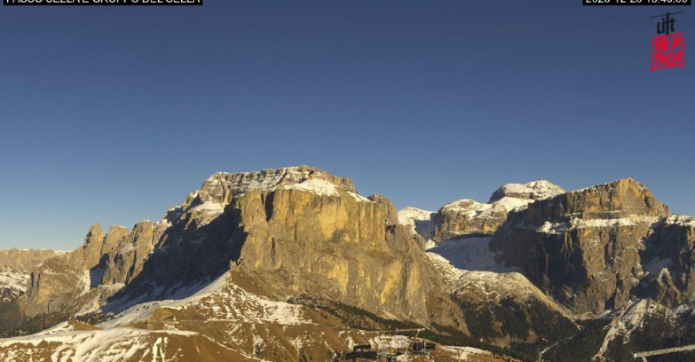 Webcam Campitello-Mazzin-Col Rodella - Canazei - Passo Pordoi - Sass Pordoi