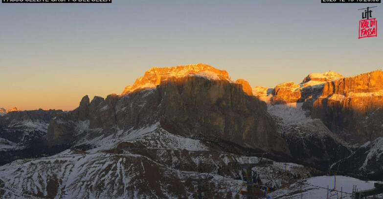 Webcam Campitello-Mazzin-Col Rodella  - Campitello di Fassa - Canazei - Gruppo del Sella