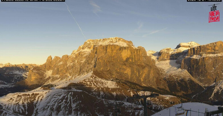 Webcam Кампителло-Маццин-Кол-Роделла  - Campitello di Fassa - Canazei - Gruppo del Sella