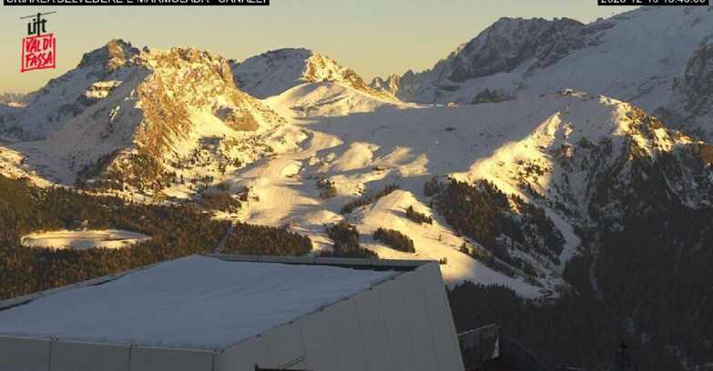 Webcam Campitello-Mazzin-Col Rodella - Canazei - Marmolada