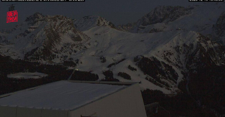 Webcam Campitello-Mazzin-Col Rodella - Canazei - Marmolada