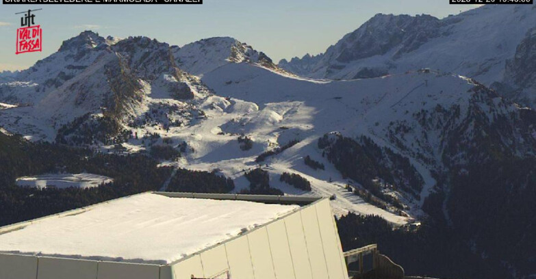 Webcam Campitello-Mazzin-Col Rodella - Canazei - Marmolada