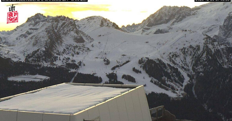 Webcam Campitello-Mazzin-Col Rodella - Canazei - Marmolada