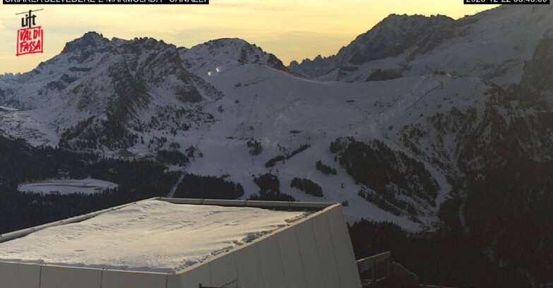 Webcam Campitello-Mazzin-Col Rodella - Canazei - Marmolada