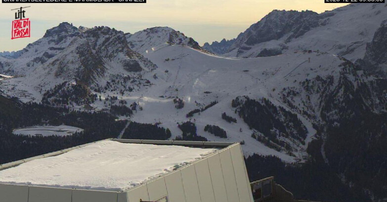 Webcam Campitello-Mazzin-Col Rodella - Canazei - Marmolada