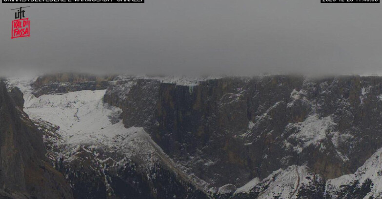 Webcam Campitello-Mazzin-Col Rodella  - Canazei - Marmolada