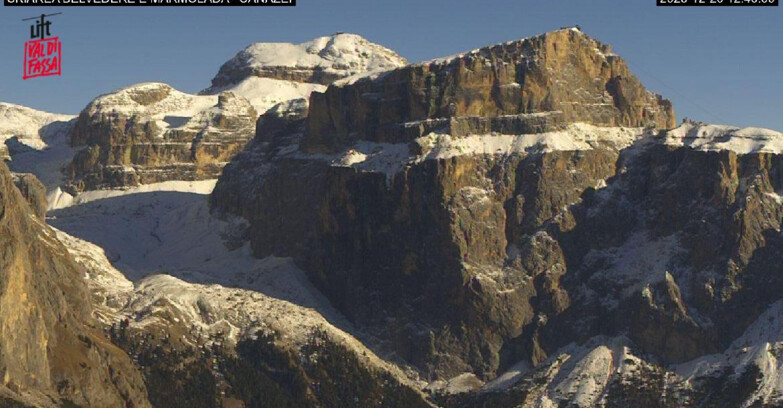 Webcam Campitello-Mazzin-Col Rodella  - Canazei - Marmolada