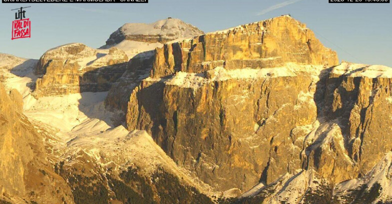 Webcam Campitello-Mazzin-Col Rodella  - Canazei - Marmolada