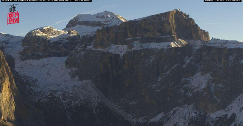 Webcam Campitello-Mazzin-Col Rodella - Canazei - Marmolada