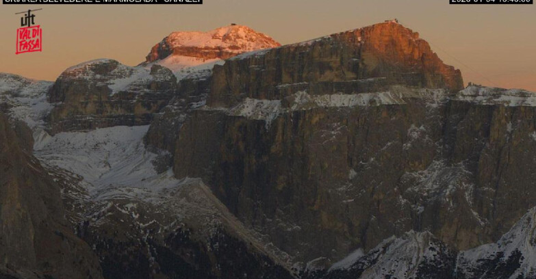 Webcam Campitello-Mazzin-Col Rodella - Canazei - Marmolada