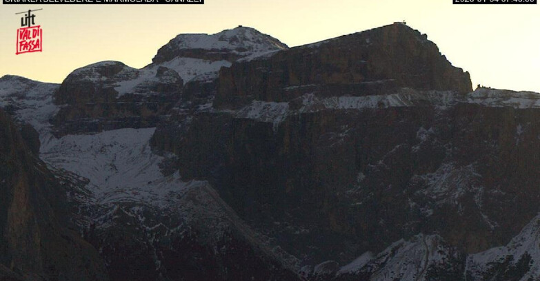 Webcam Campitello-Mazzin-Col Rodella - Canazei - Marmolada
