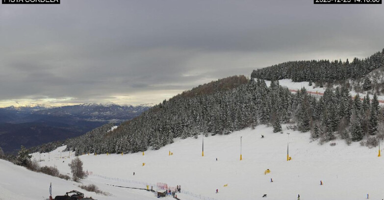 Webcam Монте-Бондоне  - Slope Cordela and snowpark