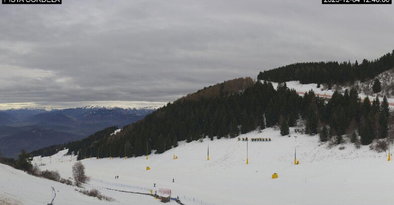 Webcam Monte Bondone - Slope Cordela and snowpark