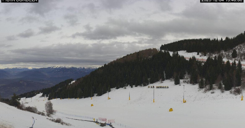 Webcam Monte Bondone - Slope Cordela and snowpark