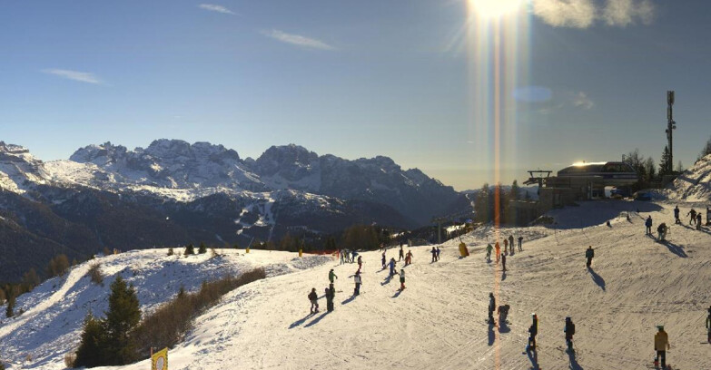 Webcam Skiarea Campiglio Dolomiti di Brenta Val di Sole Val Rendena - Seggiovia Malghette 