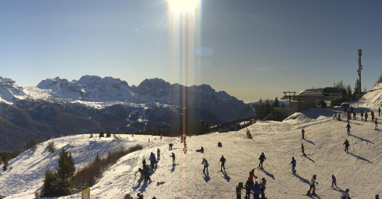 Webcam Skiarea Campiglio Dolomiti di Brenta Val di Sole Val Rendena - Seggiovia Malghette 