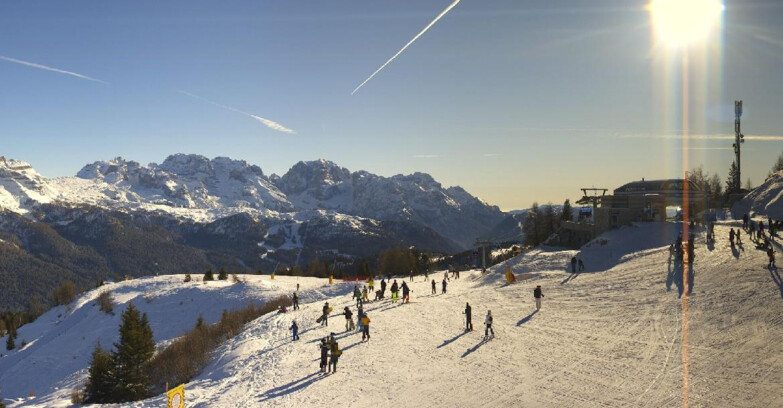 Webcam Skiarea Campiglio Dolomiti di Brenta Val di Sole Val Rendena - Seggiovia Malghette 