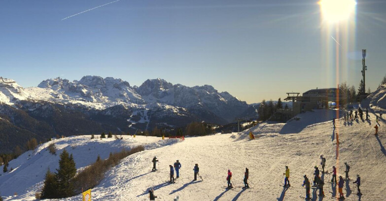 Webcam Skiarea Campiglio Dolomiti di Brenta Val di Sole Val Rendena - Seggiovia Malghette 