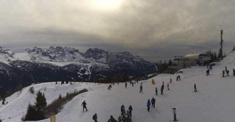 Webcam Skiarea Campiglio Dolomiti di Brenta Val di Sole Val Rendena - Seggiovia Malghette 