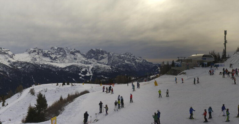 Webcam Skiarea Campiglio Dolomiti di Brenta Val di Sole Val Rendena - Seggiovia Malghette 