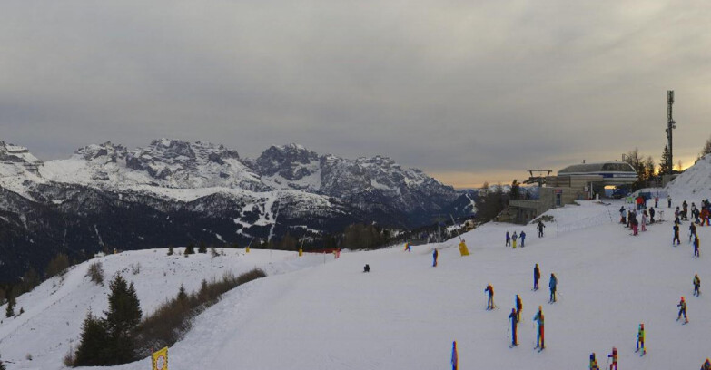 Webcam Skiarea Campiglio Dolomiti di Brenta Val di Sole Val Rendena - Seggiovia Malghette 