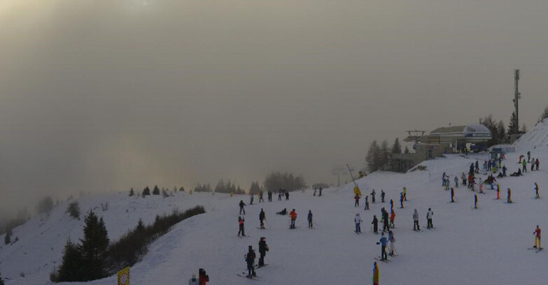 Webcam Skiarea Campiglio Dolomiti di Brenta Val di Sole Val Rendena - Seggiovia Malghette 