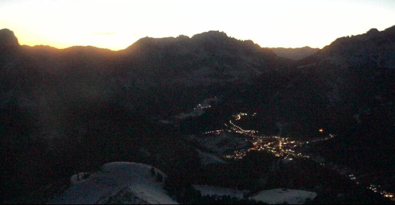Webcam Pozza di Fassa-Aloch-Buffaure  - Cabinovia Buffaure - Stazione a Monte