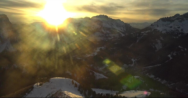 Webcam Pozza di Fassa-Aloch-Buffaure  - Cabinovia Buffaure - Stazione a Monte