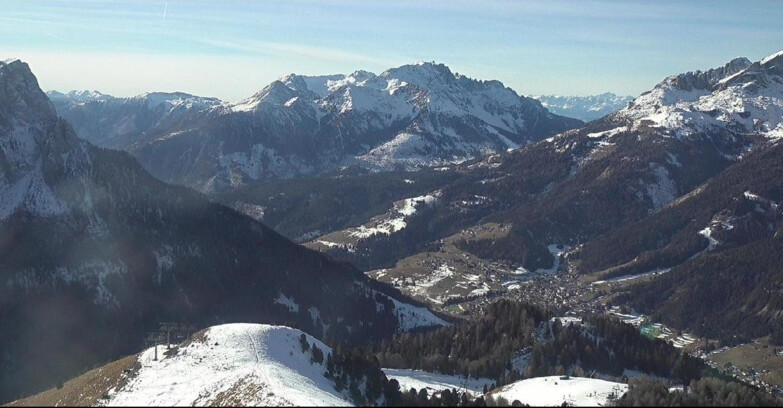 Webcam Pozza di Fassa-Aloch-Buffaure  - Cabinovia Buffaure - Stazione a Monte