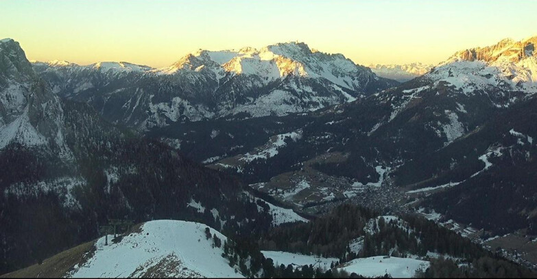 Webcam Pozza di Fassa-Aloch-Buffaure  - Cabinovia Buffaure - Stazione a Monte