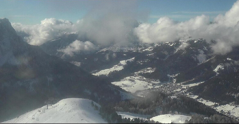 Webcam Pozza di Fassa-Aloch-Buffaure  - Cabinovia Buffaure - Stazione a Monte