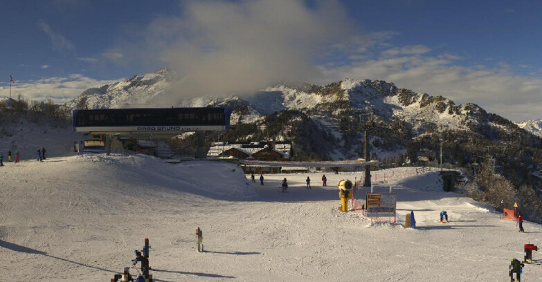 Webcam Ski area Campiglio Dolomiti di Brenta Val di Sole Val Rendena - Seggiovia Orso Bruno 
