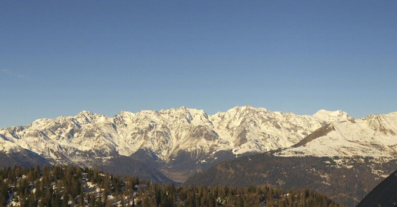Webcam Folgarida-Marilleva  (Skiarea Campiglio Dolomiti di Brenta - Val di Sole Val Rendena) - Gruppo Ortles Cevedale 