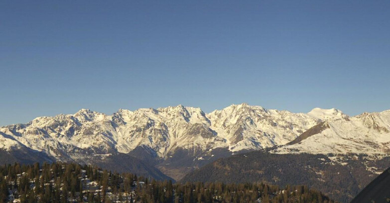 Webcam Folgarida-Marilleva  (Skiarea Campiglio Dolomiti di Brenta - Val di Sole Val Rendena) - Gruppo Ortles Cevedale 