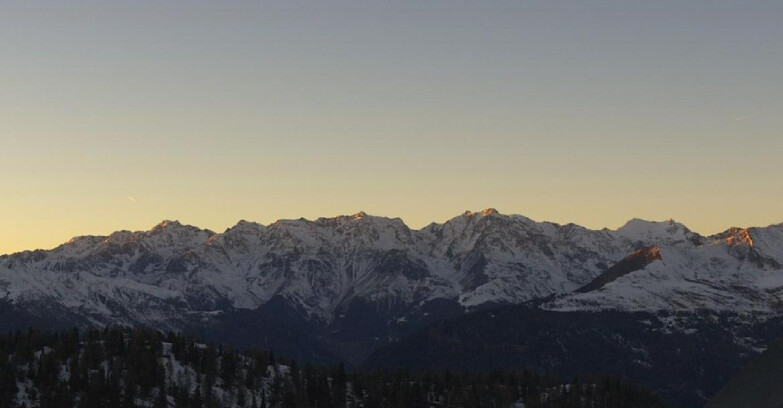Webcam Folgarida-Marilleva  (Skiarea Campiglio Dolomiti di Brenta - Val di Sole Val Rendena) - Gruppo Ortles Cevedale 